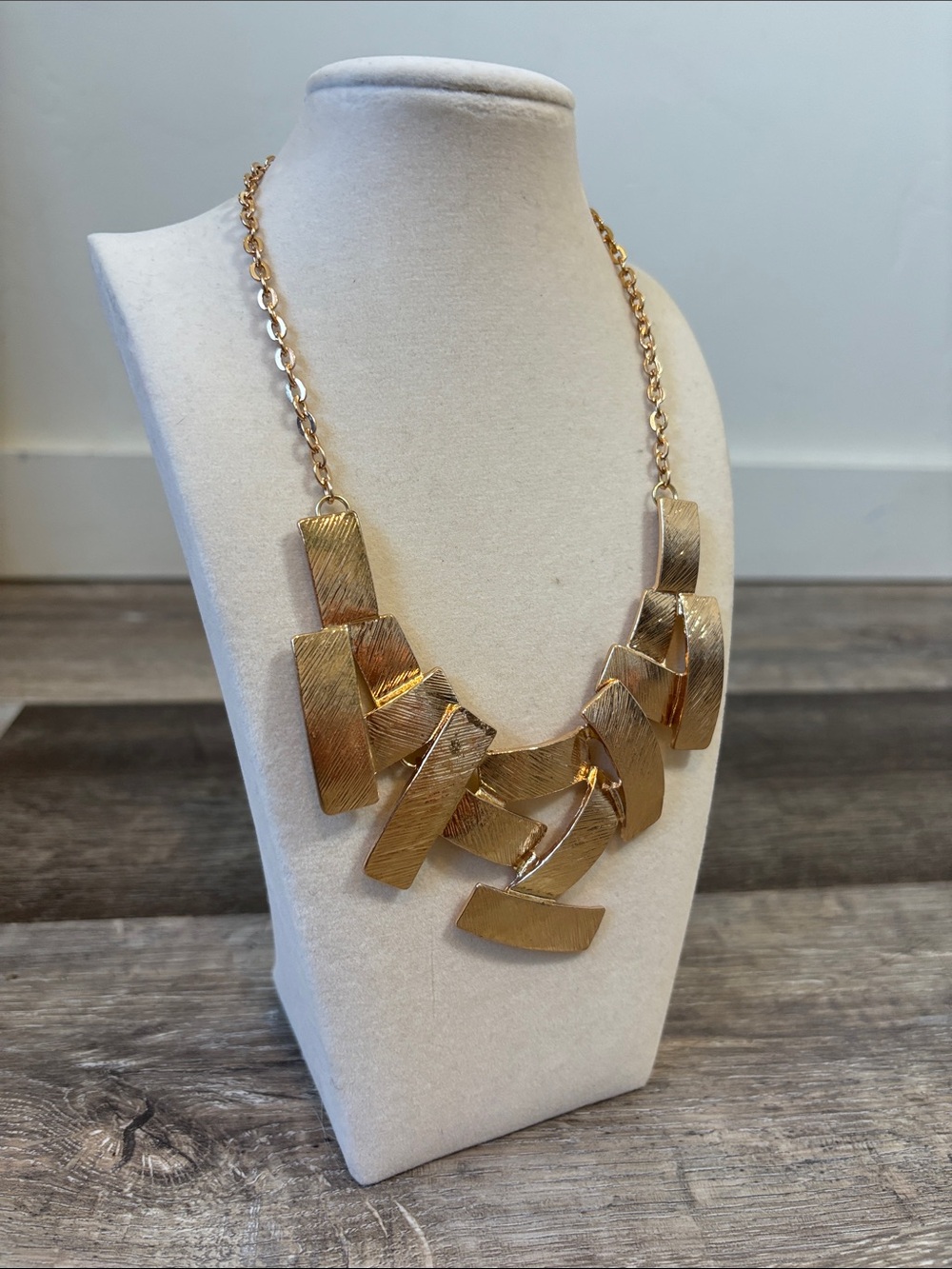 Gold Statement Link Necklace - Women Jewelry